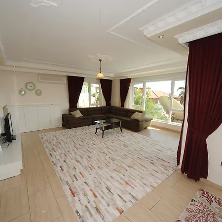 Emre Mustakil 2 Villa