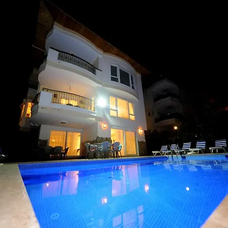 Emre Mustakil 2 * Alanya