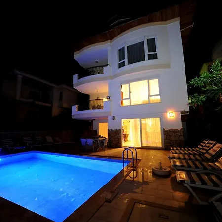 Emre Mustakil 2 * Alanya